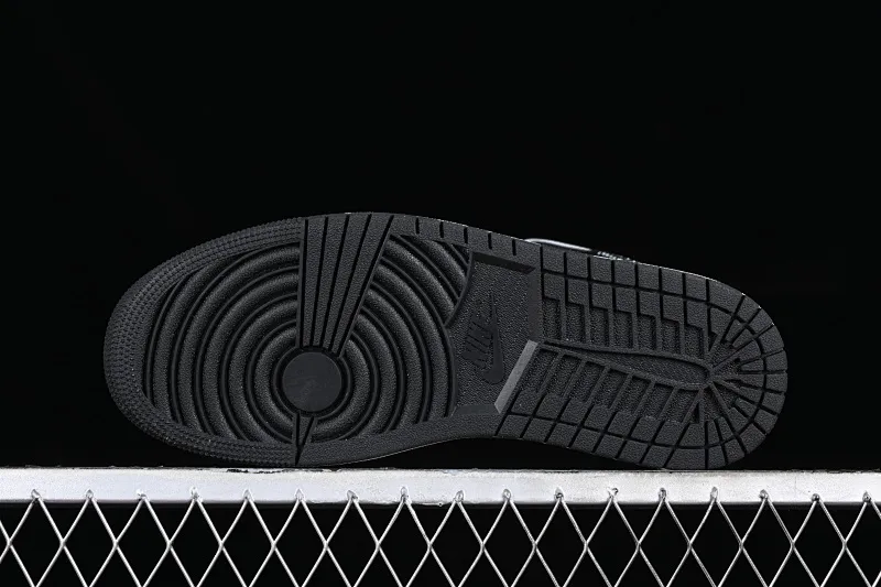 All categories Air Jordan Jordan series basketball shoes Air Jordan 1 Mid Air Jordan 1 Mid SE "Black Chrome" AJ1 Joe 1 Smoked Panda mid-top basketball shoes FB9892-002